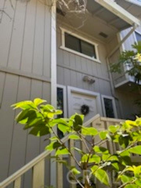 Image 2 of property listing at 355 Avenue Portola, Half Moon Bay, CA 94018