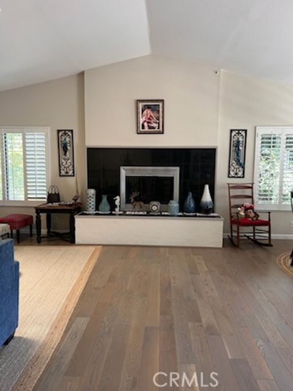 Image 7 of property listing at 355 Avenue Portola, Half Moon Bay, CA 94018