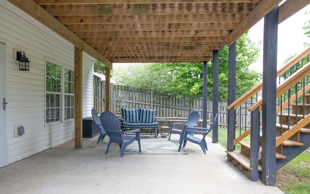622 Adena Trace, Versailles, KY 40383
