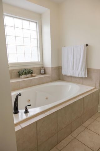 622 Adena Trace, Versailles, KY 40383
