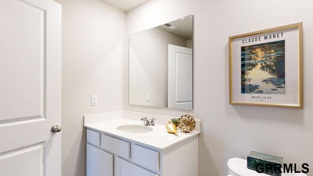 12414 S 204th Avenue, Gretna, NE 68028