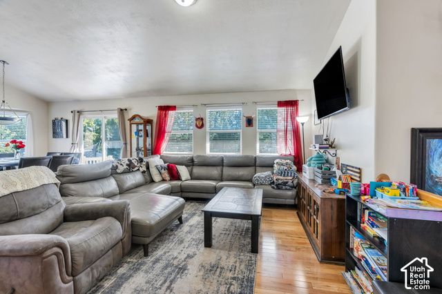 3403 S HUNTER VILLAGE DR, West Valley City, UT 84128