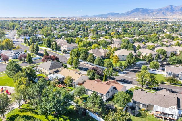 3403 S HUNTER VILLAGE DR, West Valley City, UT 84128