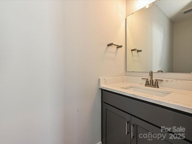 1225 E 34th Street CSW0419, Charlotte, NC 28205