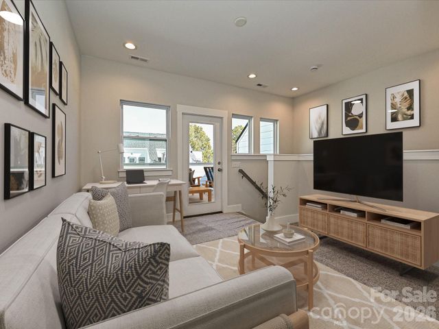 1225 E 34th Street CSW0419, Charlotte, NC 28205