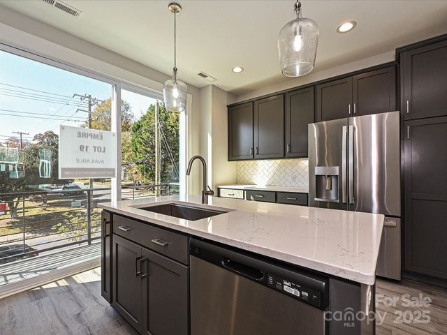 1225 E 34th Street CSW0419, Charlotte, NC 28205