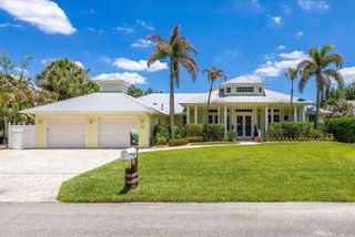 851 SW Pine Tree Lane, Palm City, FL 34990