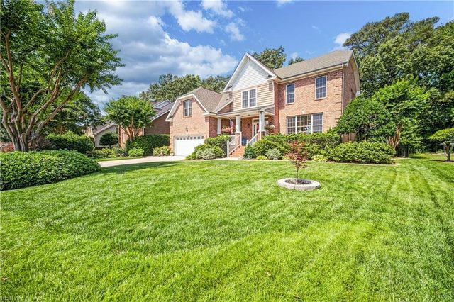 581 Hunts Pointe DR, Virginia Beach, VA 23464