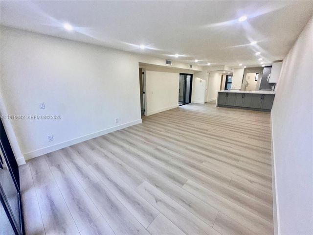 11279 NW 15th Ct 1, Pembroke Pines, FL 33026