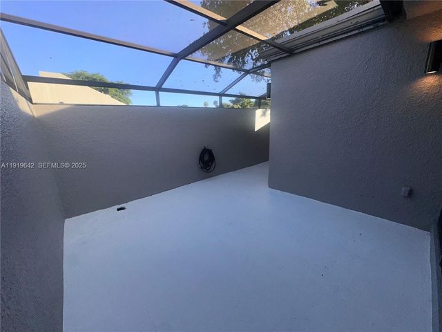 11279 NW 15th Ct 1, Pembroke Pines, FL 33026