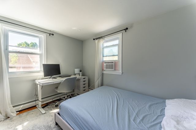 37 Maple Ave, Woburn, MA 01801