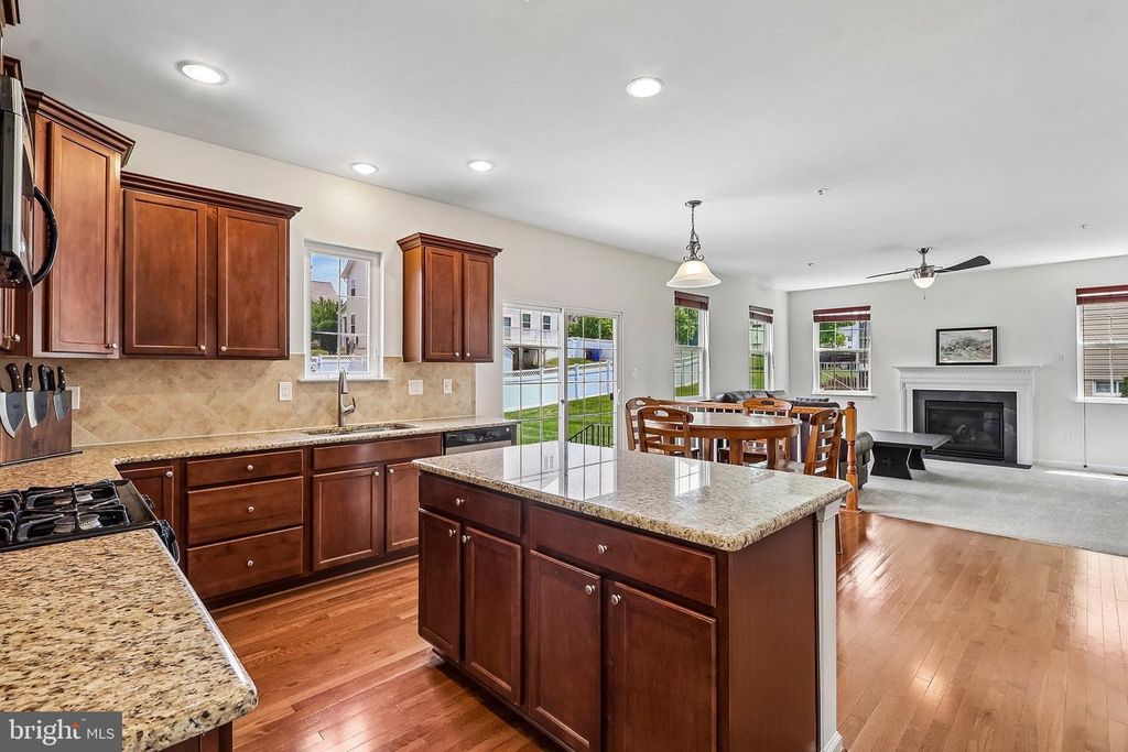 Image 18 of property listing at 2741 EUSTON CT, Bryans Road, MD 20616