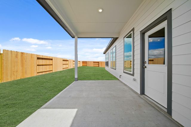 2072 Blue Mar Drive, Brookshire, TX 77423