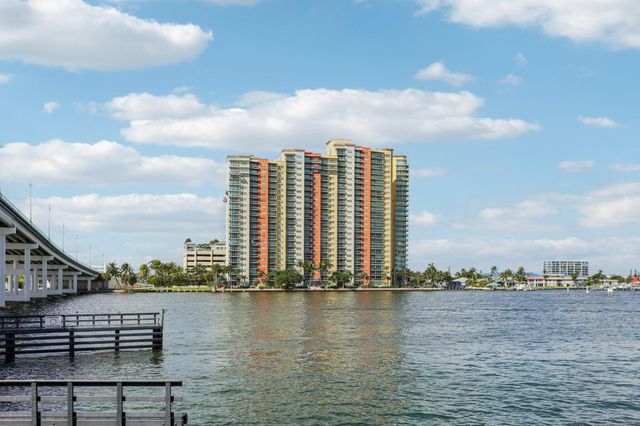 2650 Lake Shore Drive 1202, Riviera Beach, FL 33404