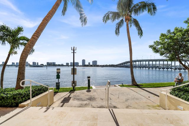 2650 Lake Shore Drive 1202, Riviera Beach, FL 33404