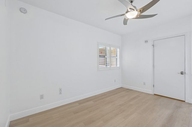 2650 Lake Shore Drive 1202, Riviera Beach, FL 33404