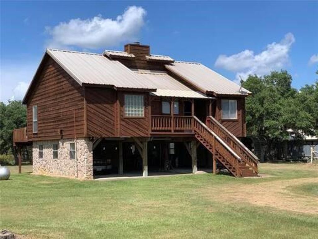 1085 Reeves Road, Garwood, TX 77442