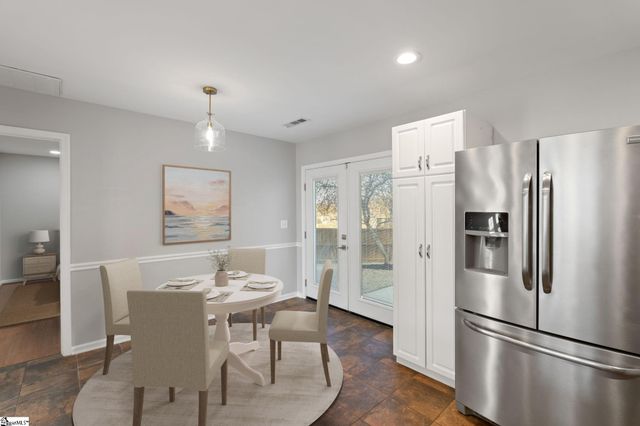 12 Woolridge Way, Greer, SC 29650