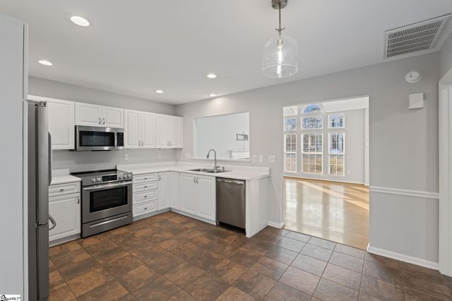 12 Woolridge Way, Greer, SC 29650