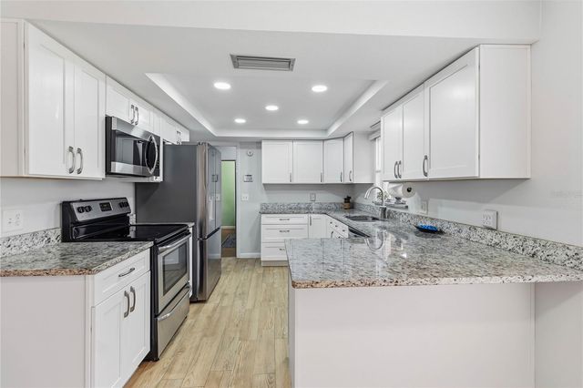 222 MARYLAND AVENUE, St Cloud, FL 34769