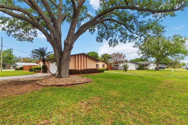 222 MARYLAND AVENUE, St Cloud, FL 34769