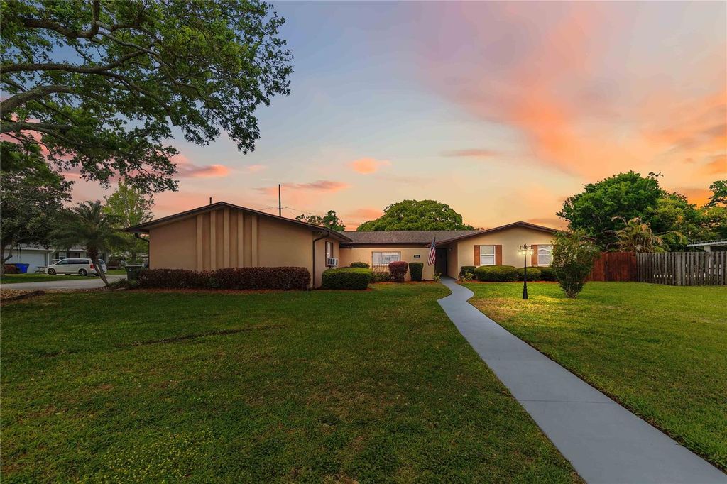 222 MARYLAND AVENUE, St Cloud, FL 34769