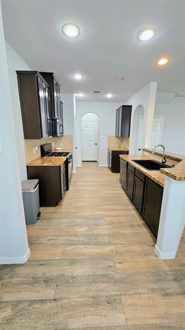 9110 Saint Laurent Lane, Houston, TX 77044