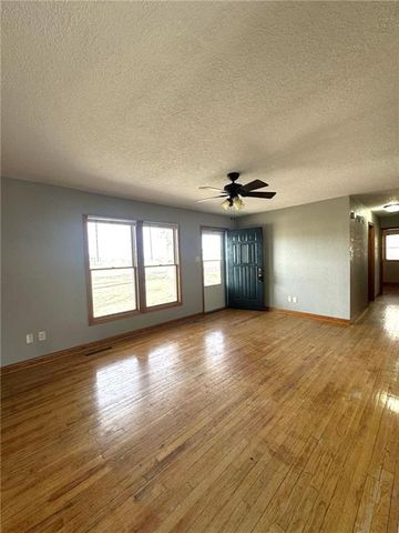 1409 College Drive, Maryville, MO 64468