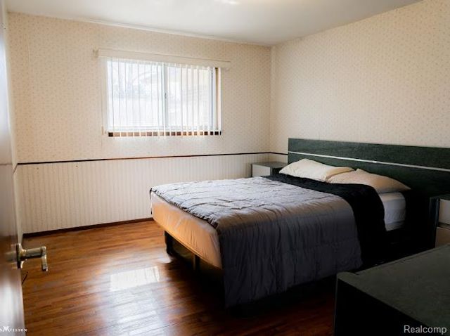 3650 Veronica Drive, Sterling Heights, MI 48310