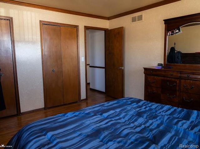 3650 Veronica Drive, Sterling Heights, MI 48310