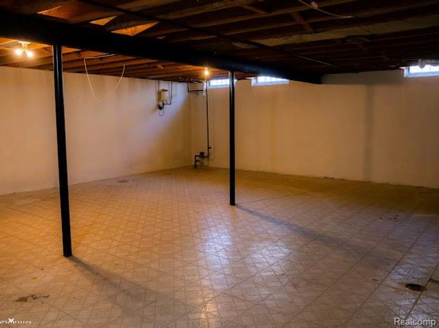 3650 Veronica Drive, Sterling Heights, MI 48310