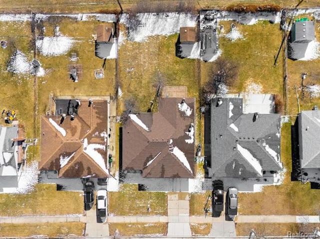 3650 Veronica Drive, Sterling Heights, MI 48310