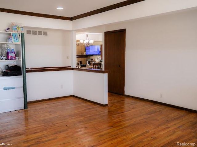 3650 Veronica Drive, Sterling Heights, MI 48310