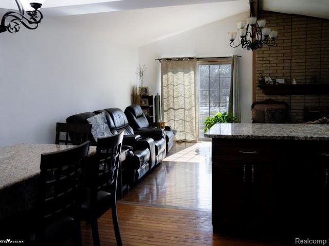 3650 Veronica Drive, Sterling Heights, MI 48310