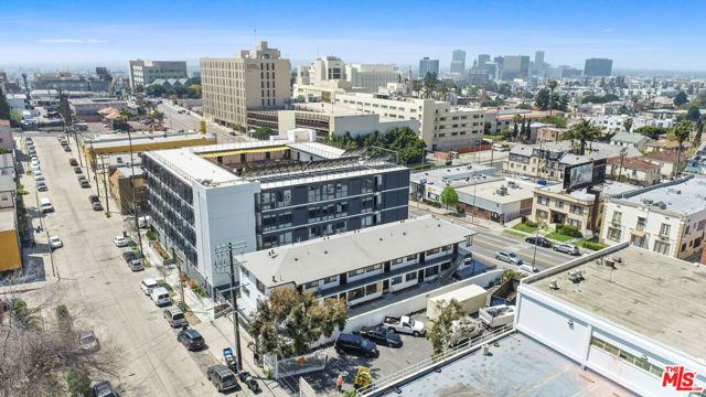 151 S Mountainview Avenue, Los Angeles, CA 90057