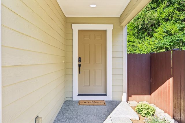 18831 18th Place W, Lynnwood, WA 98036