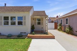 2155 Euclid Avenue, Long Beach, CA 90815