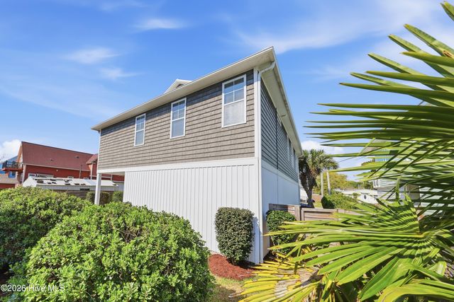 1607 Pinfish Lane, Carolina Beach, NC 28428