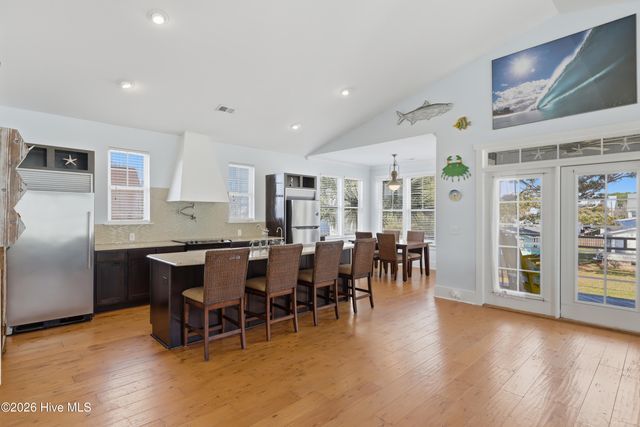 1607 Pinfish Lane, Carolina Beach, NC 28428