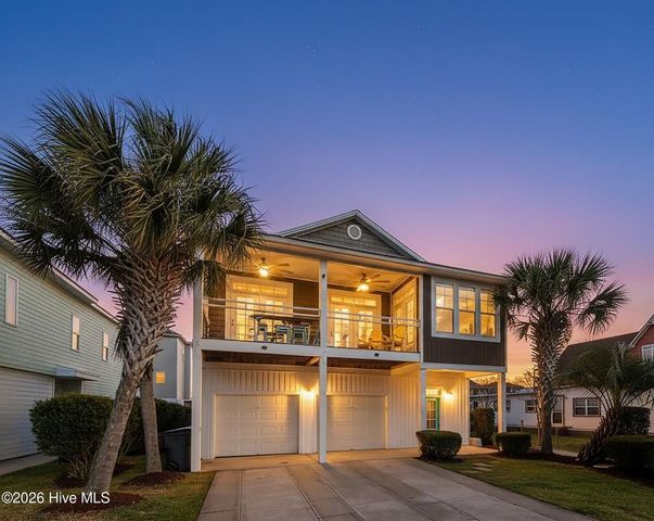 1607 Pinfish Lane, Carolina Beach, NC 28428