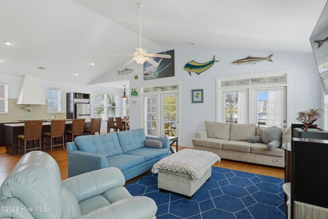 1607 Pinfish Lane, Carolina Beach, NC 28428