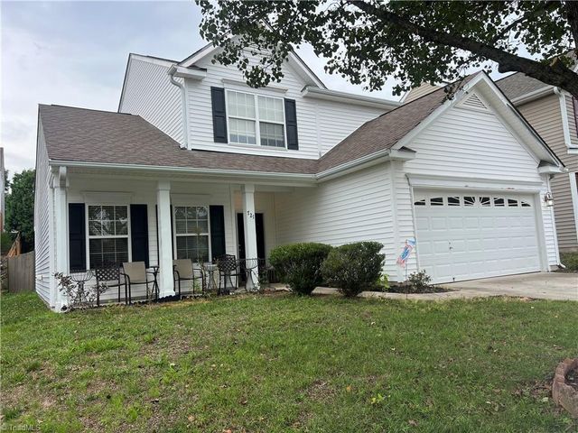 721 Spinning Wheel Point, High Point, NC 27265