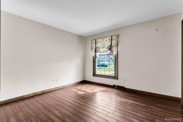 19010 Lacrosse Avenue, Lathrup Village, MI 48076