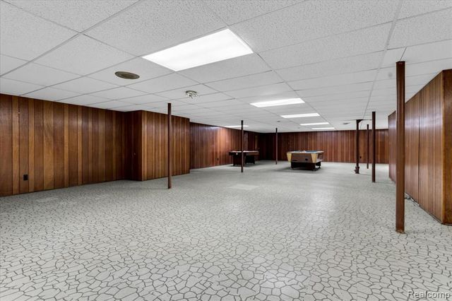 19010 Lacrosse Avenue, Lathrup Village, MI 48076