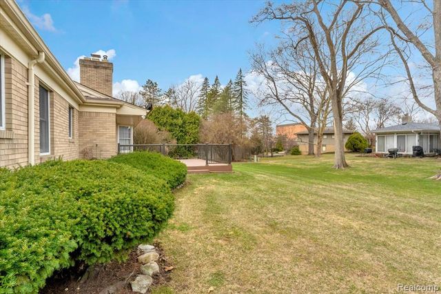 19010 Lacrosse Avenue, Lathrup Village, MI 48076