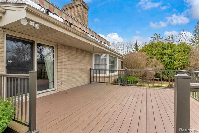 19010 Lacrosse Avenue, Lathrup Village, MI 48076