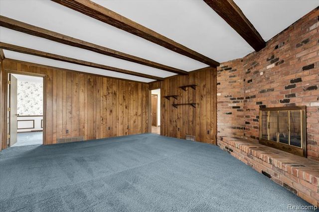 19010 Lacrosse Avenue, Lathrup Village, MI 48076