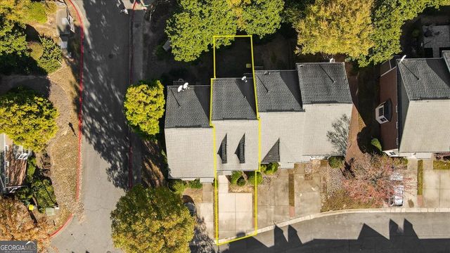 2064 Del Lago Circle NW 10, Kennesaw, GA 30152