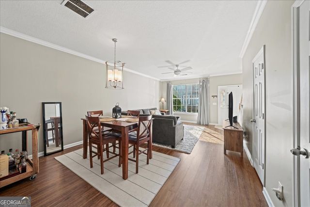 2064 Del Lago Circle NW 10, Kennesaw, GA 30152