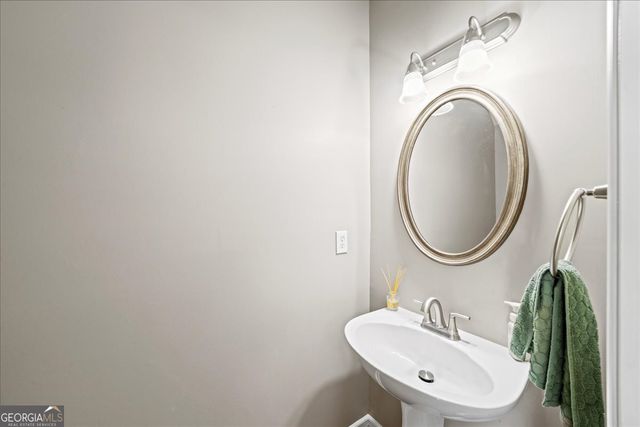 2064 Del Lago Circle NW 10, Kennesaw, GA 30152